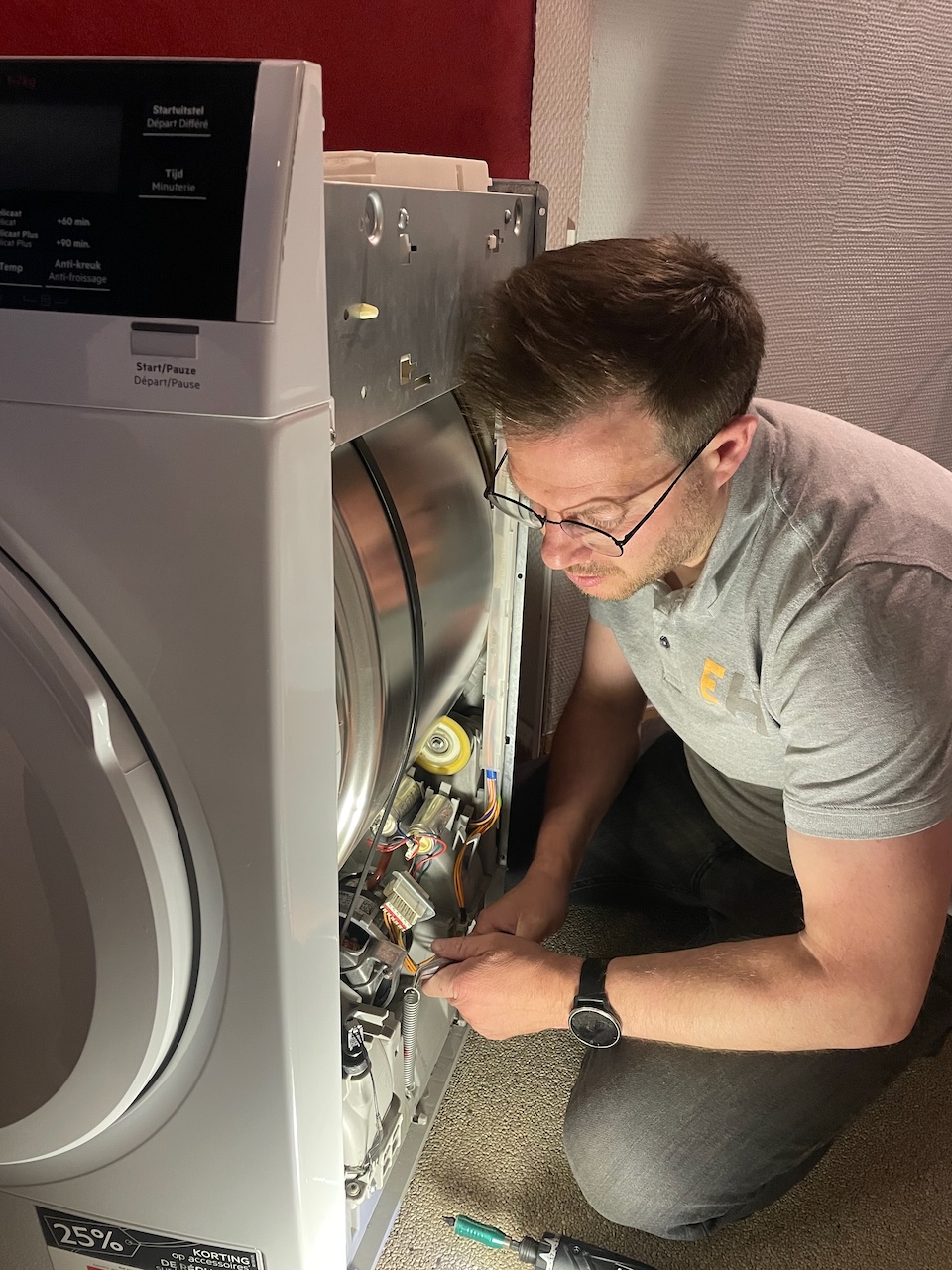 ElektroHerstel zaakvoerder